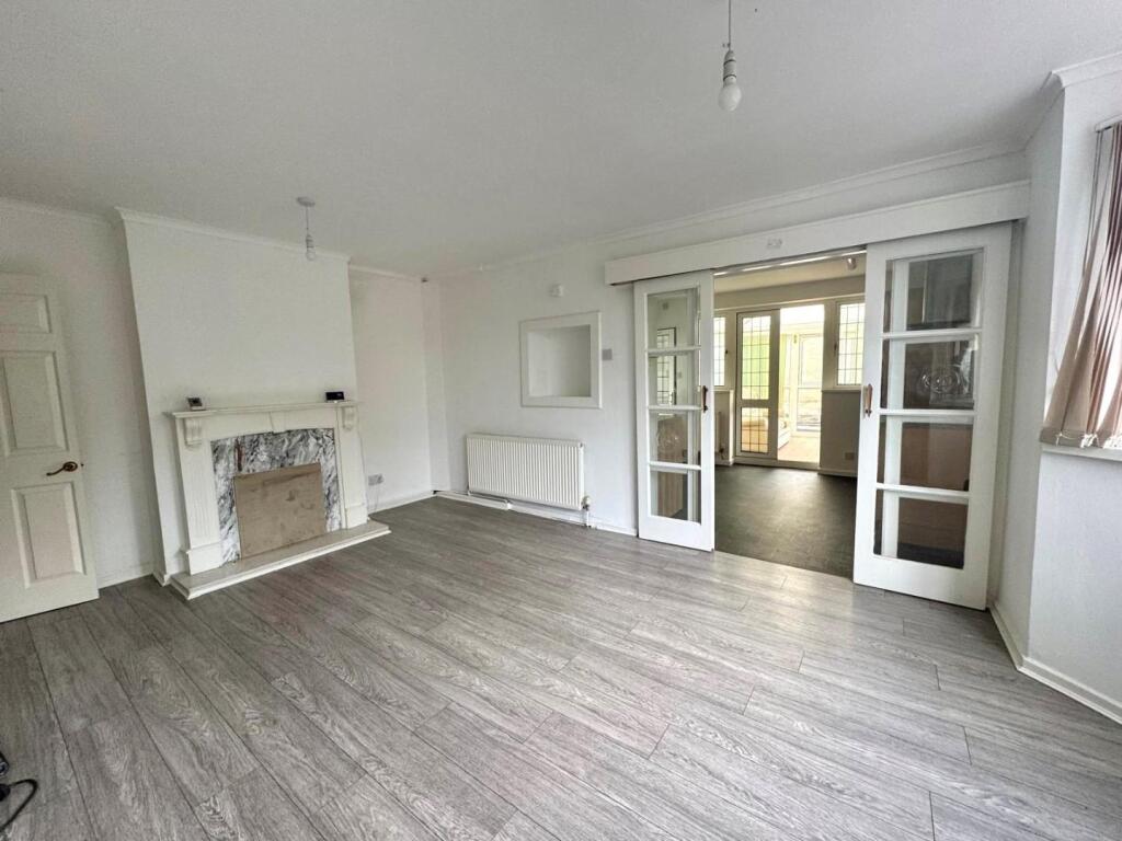 dining room.jpg