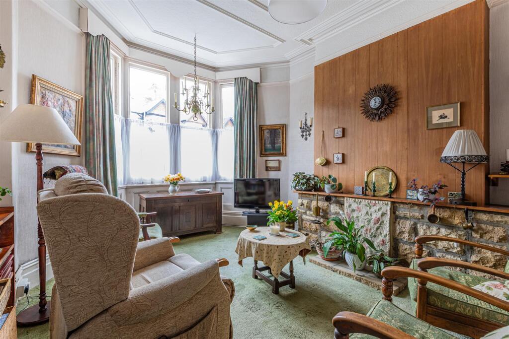 Pen Y Wain Road 6-11.jpg