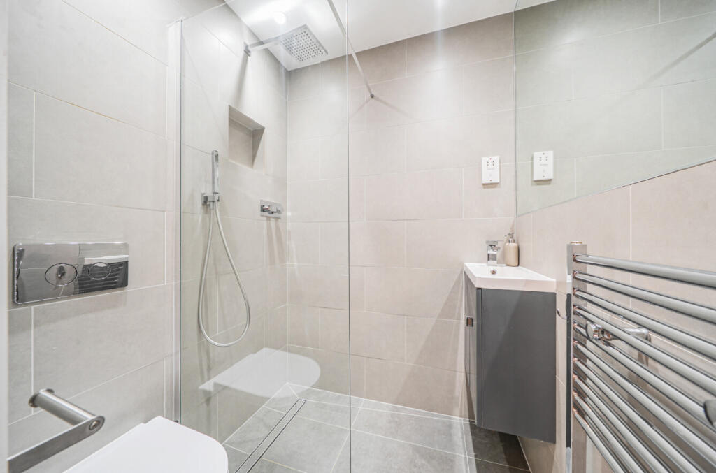 1334286-1-6891ddd...