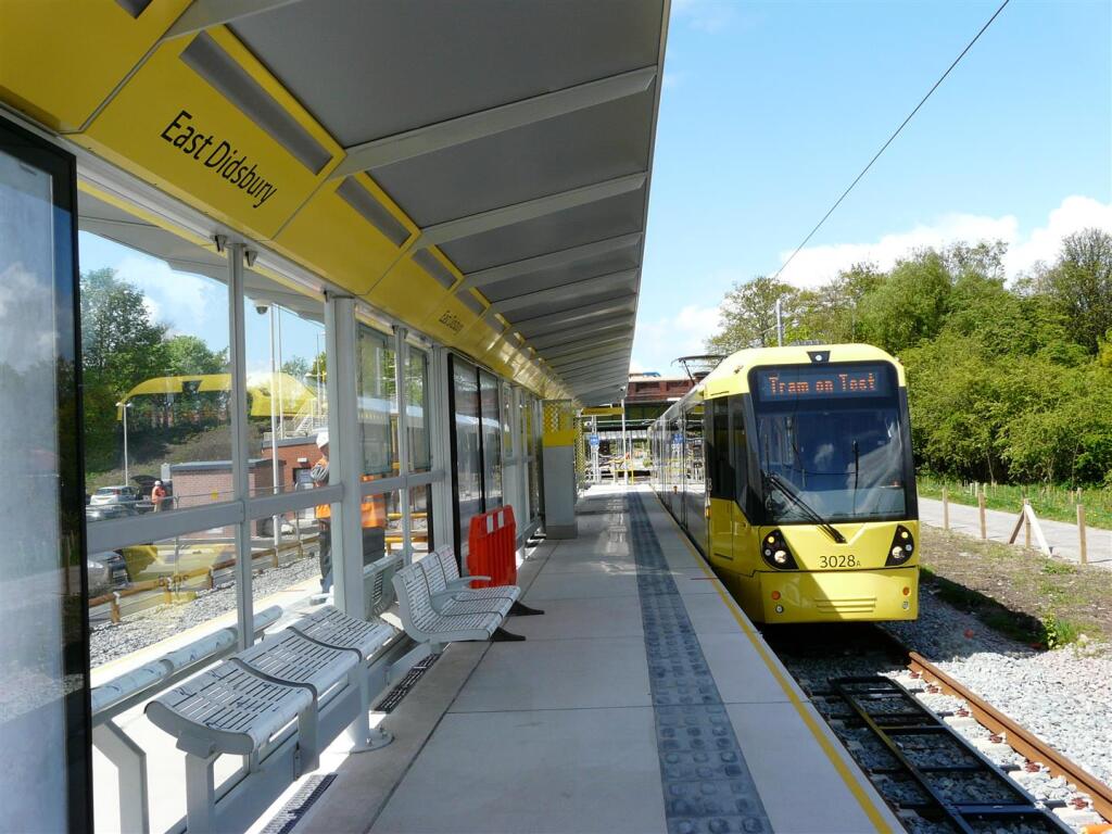 East Dids Metrolink.jpg