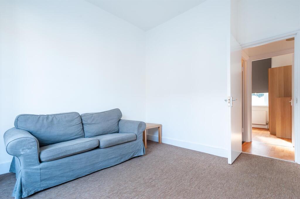 1920px_JRM_70aFonthillRd_DAVIES DAVIES  (9 of 12).