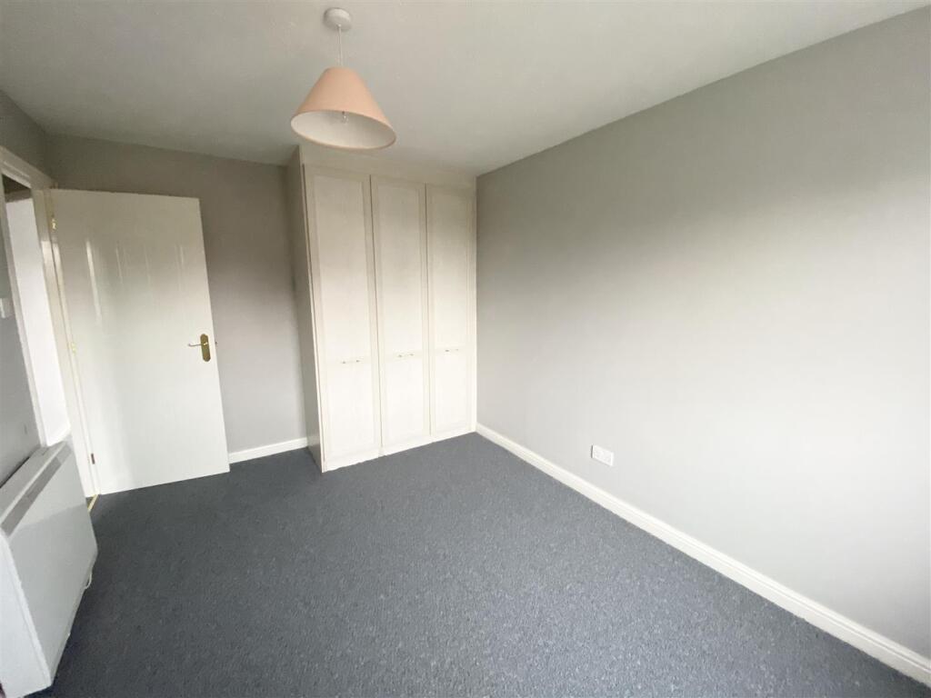 Bedroom 1.jpeg
