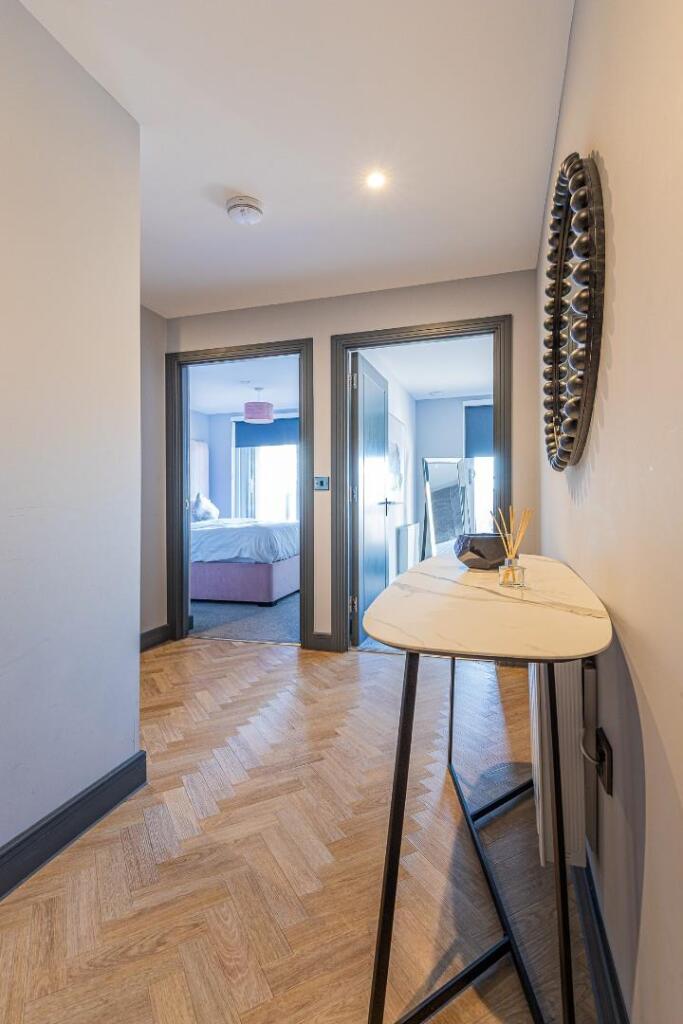 The Moorwell 7-1.jpg