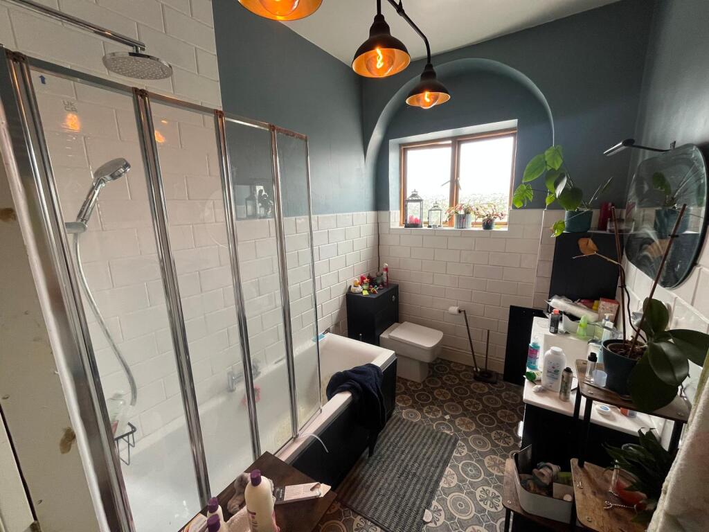 WhatsApp Image 2025-07-29 at 09.46.36_557c63b3.jpg