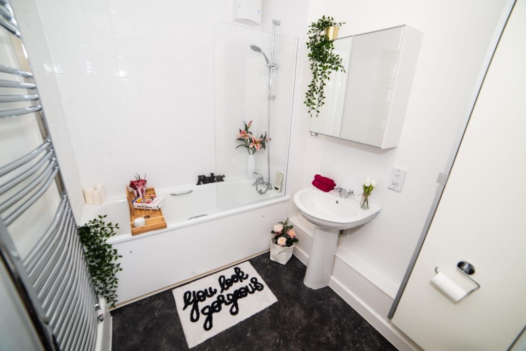 BATHROOM ONE