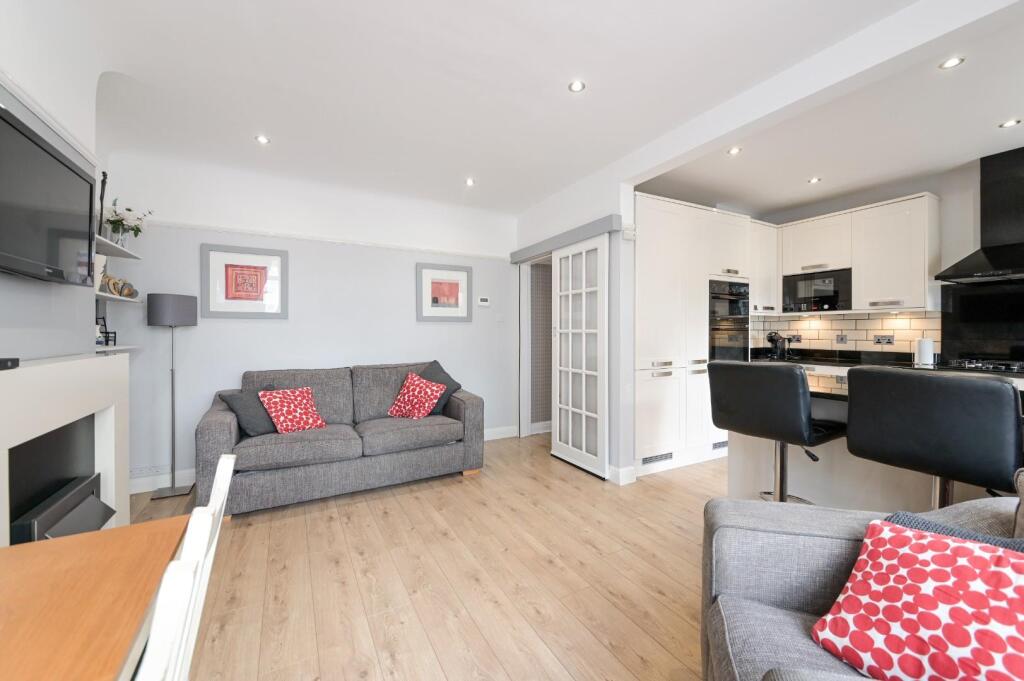 ELMWOOD DRIVE (2).jpg