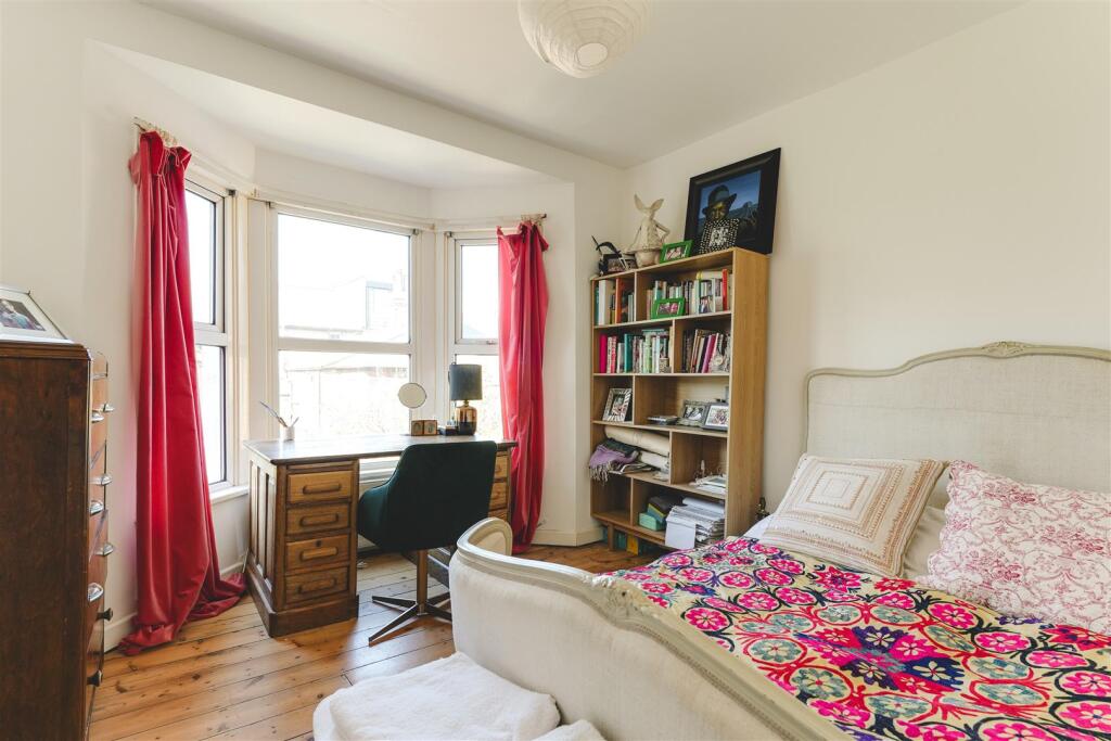 Mildenhall Road-24.jpg