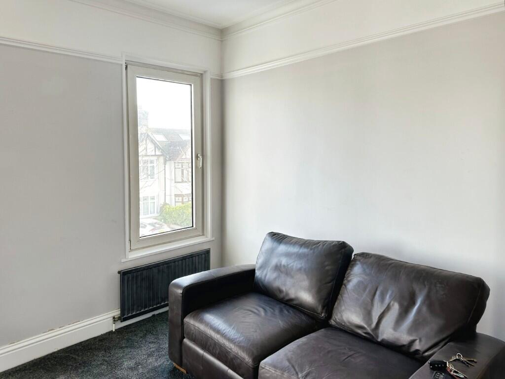 Lounge Angle 2