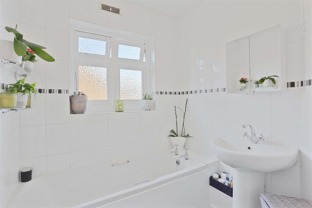 1425609957 -  31.jpg