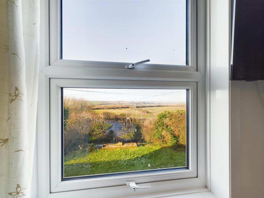 bed 1 view .jpg