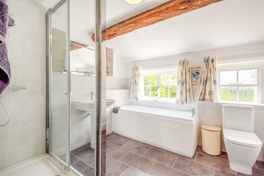 8552404-interior07.jpg