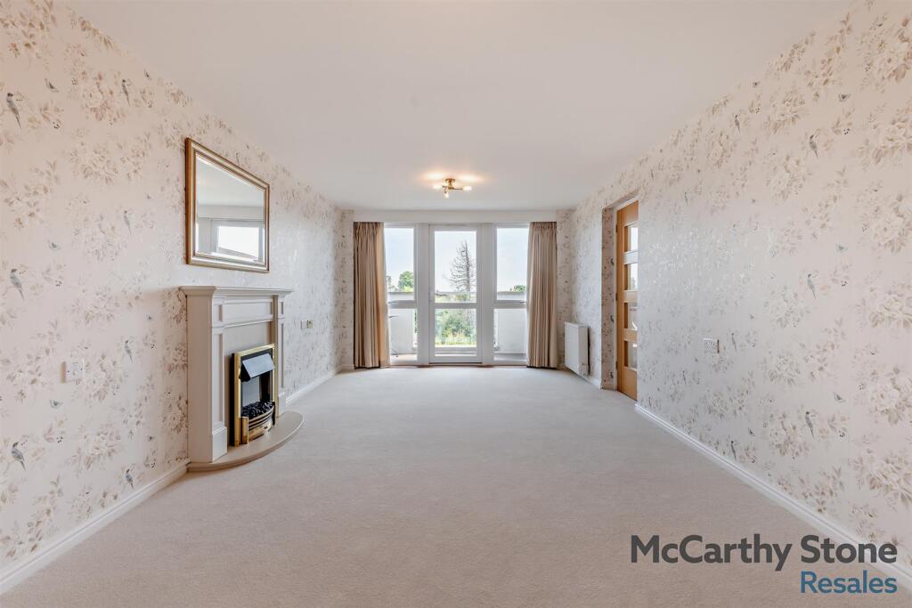8654088-interior04-800.jpg