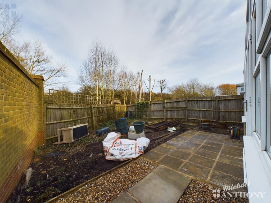 CAM03218G0-PR0497-STILL013