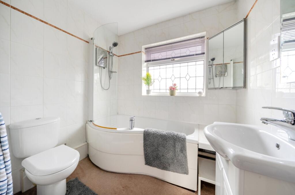 En Suite 1
