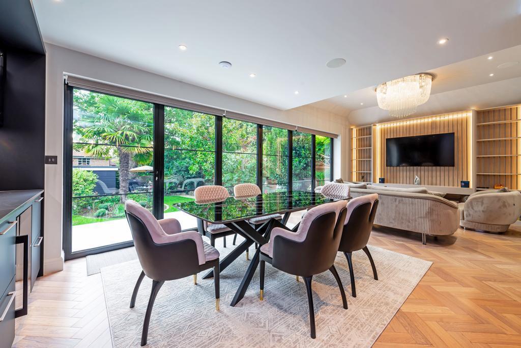 PHOTO-2025-09-01-15-29-34 (2).jpg