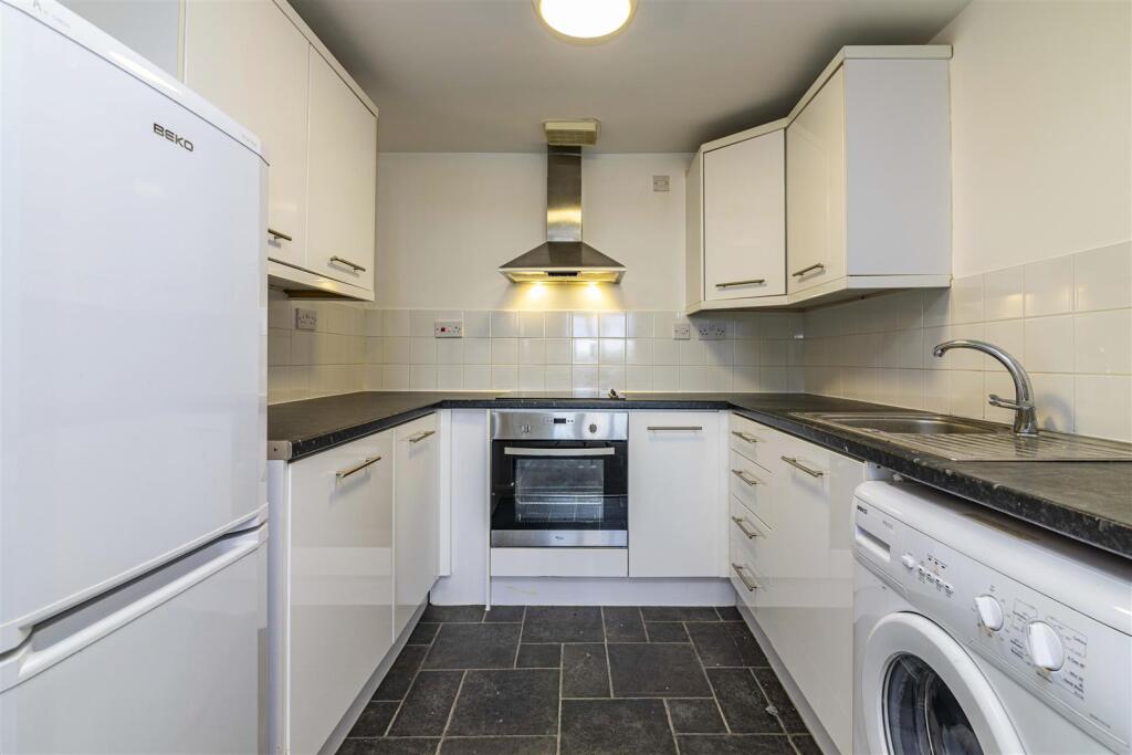 603SheridanCourt-6.jpg
