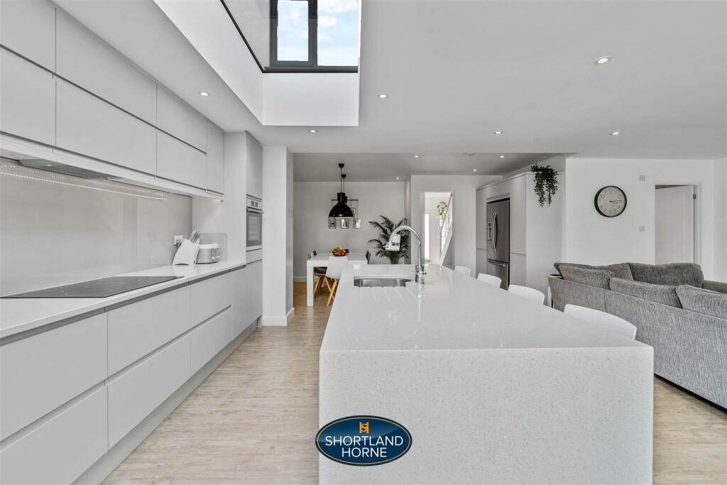 kitchen/family room