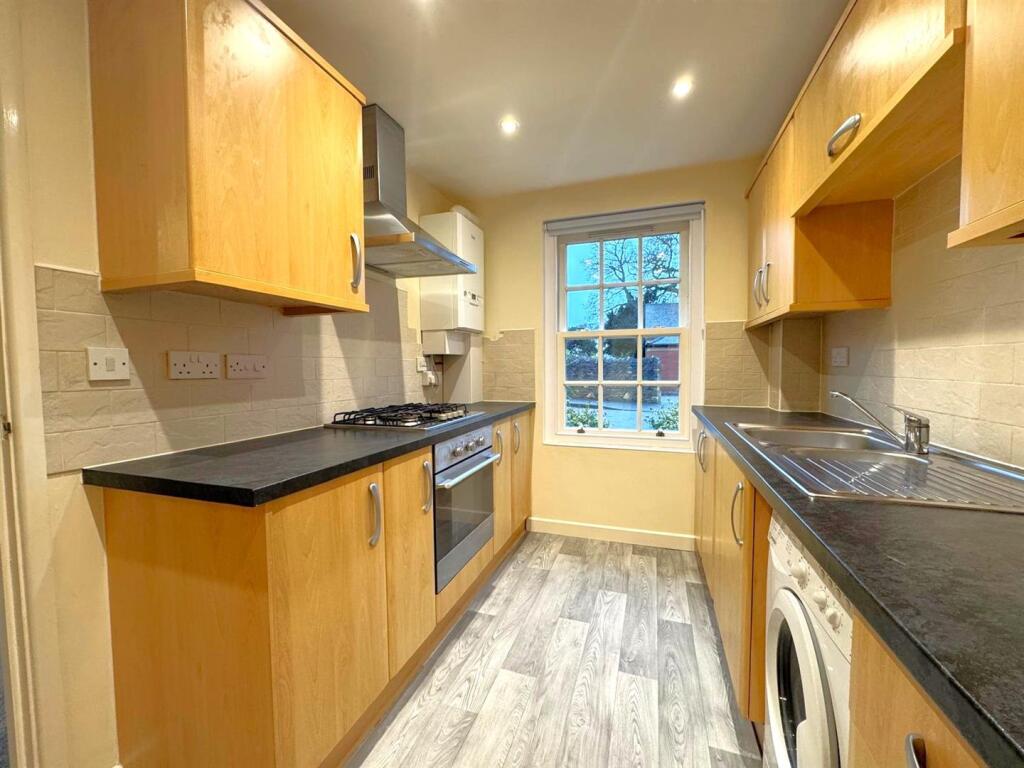 Thornton Hall Close, Northampton