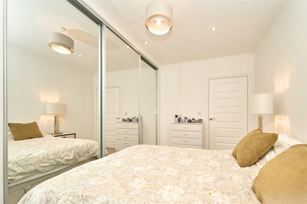 fairlands-0010.jpg