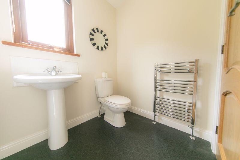 Bedroom 2 wash room