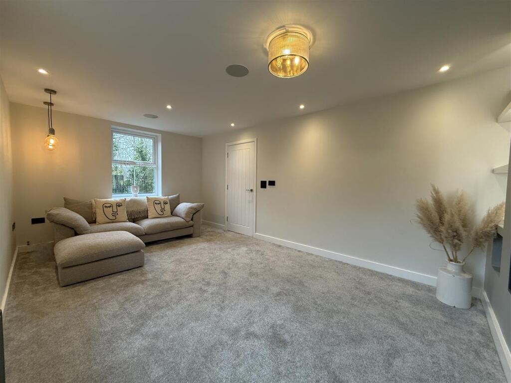Living Room B.JPG