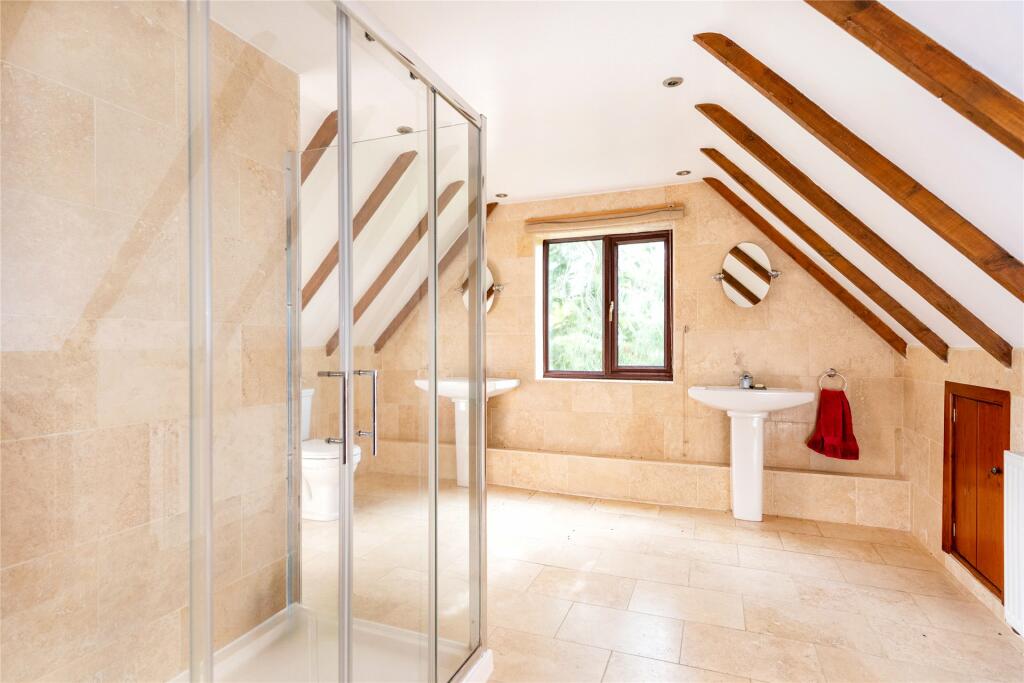 En Suite One