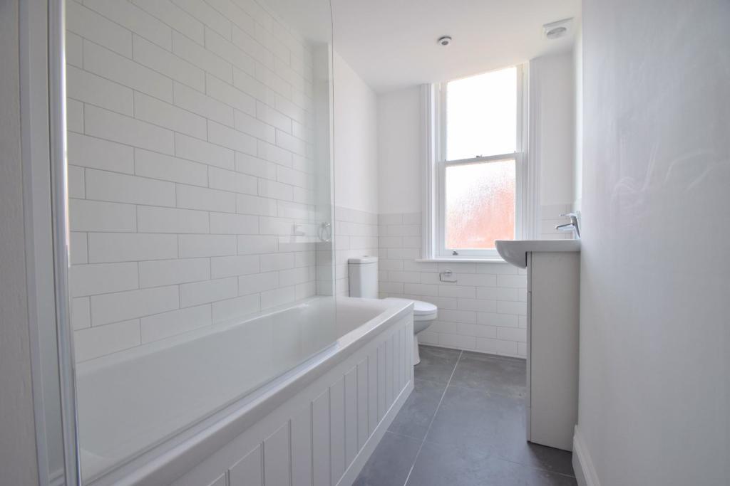9, 25 St Annes Road bath.jpg