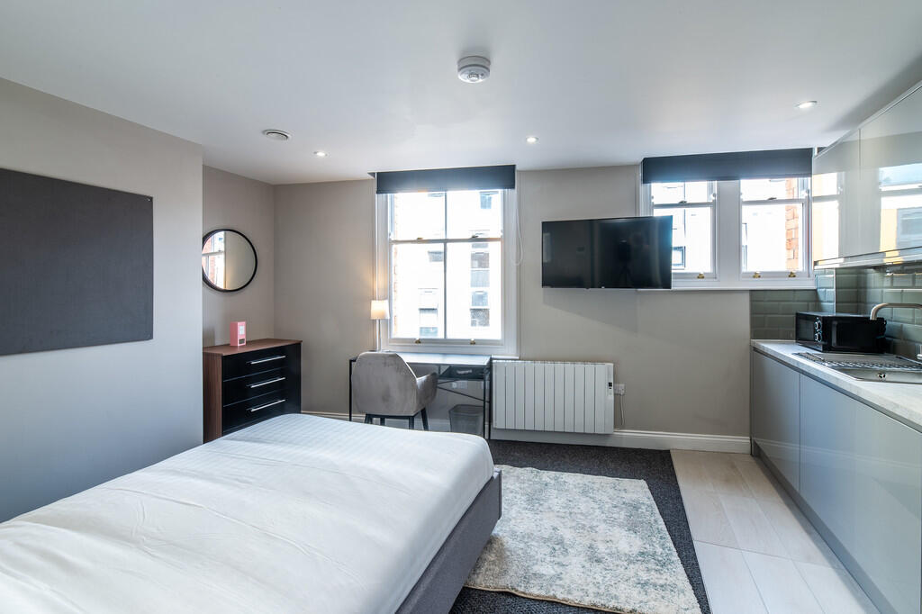 Canning Place B21...