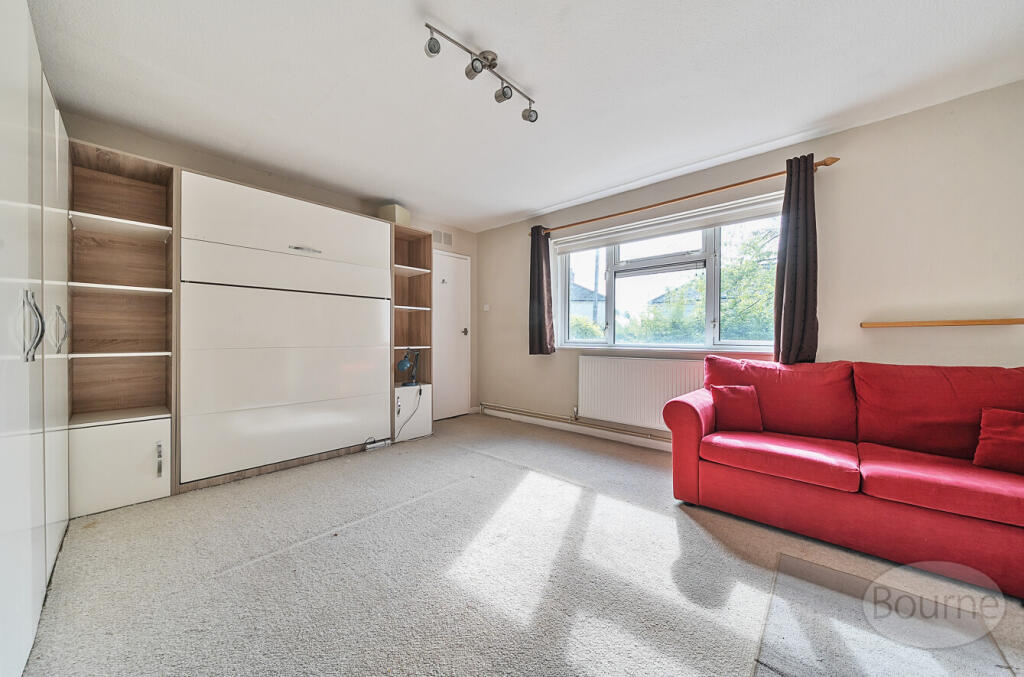 80001ab6-a64a-4e9...