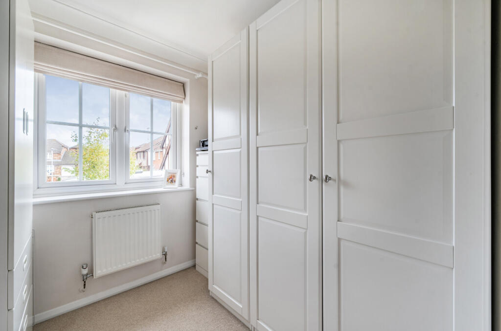 1373597-12-68ff72...