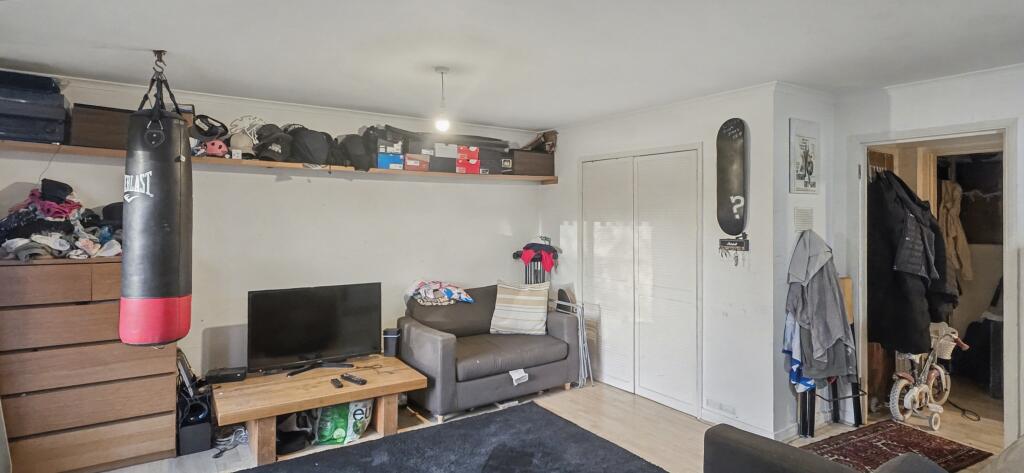 Flat 1, 48 Brooke Avenue, Harrow, Middlesex, HA2 0NF