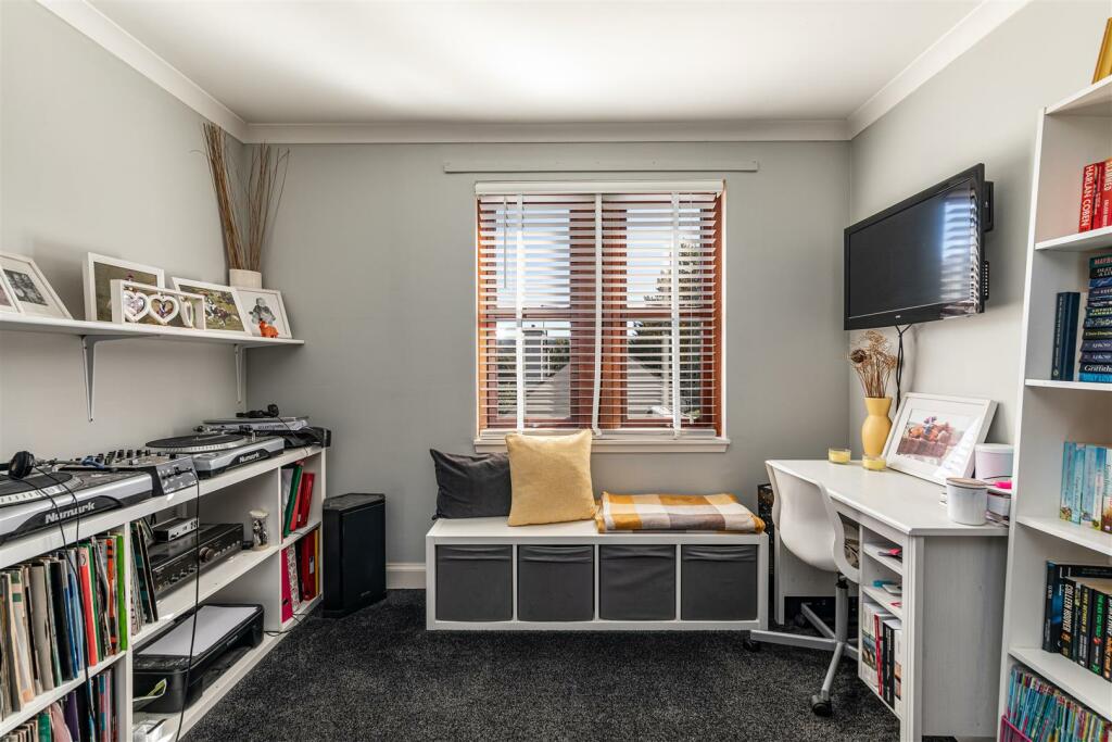 7 Montgomerie Terrace Gattonside 32.JPG