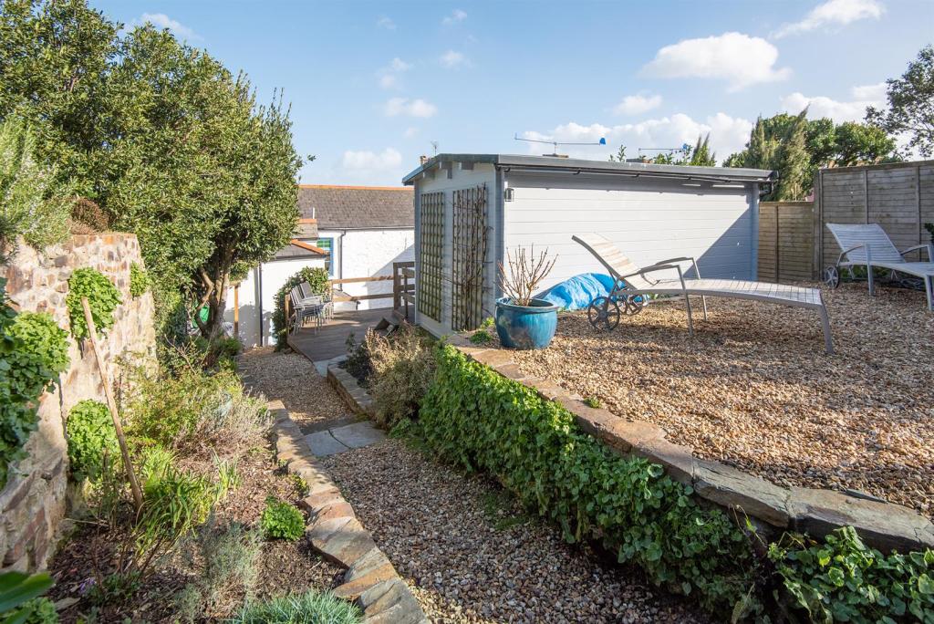 Rear Garden.jpg