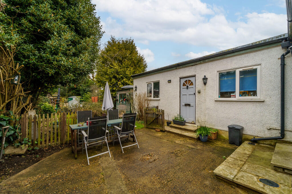 Side aspect main ...