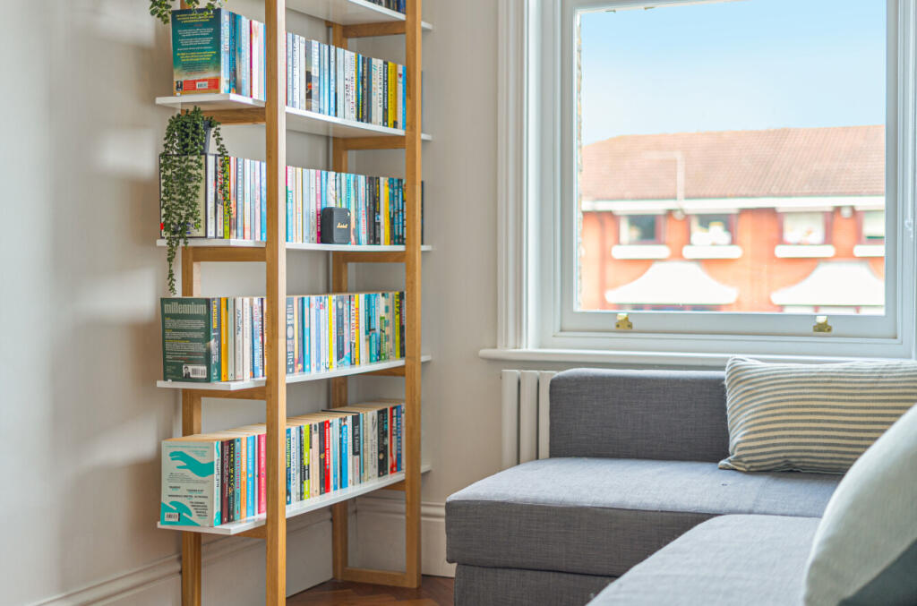 1381575-33-691c5d...