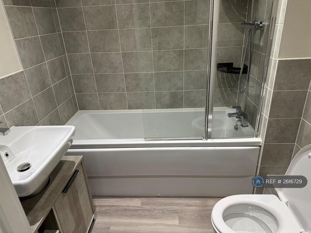 Bathtub
