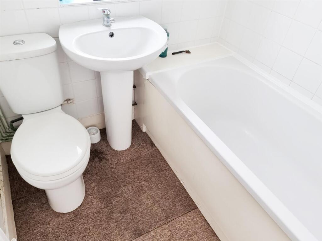 SHARED BATHROOM