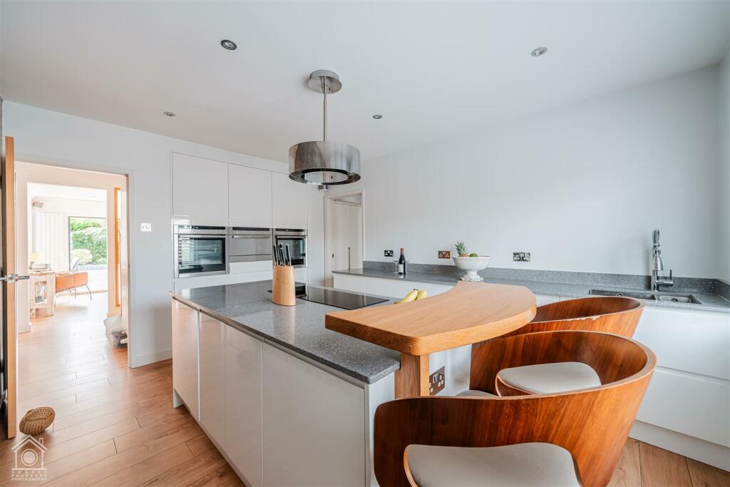 7 Ariel Close-30.jpg