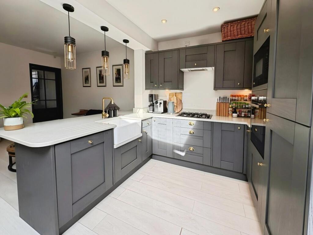 user_edited_photo-a3651d12_user-edited-3207c835-40