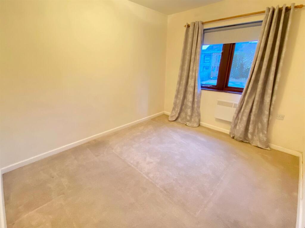 bedroom.jpg