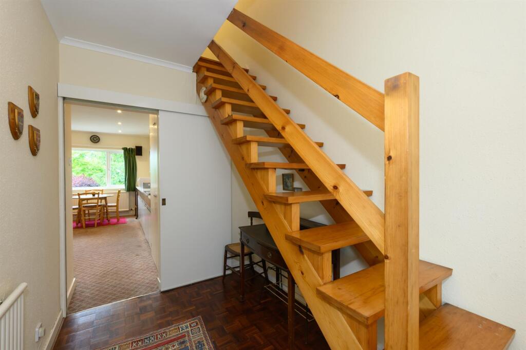 INNER HALLWAY