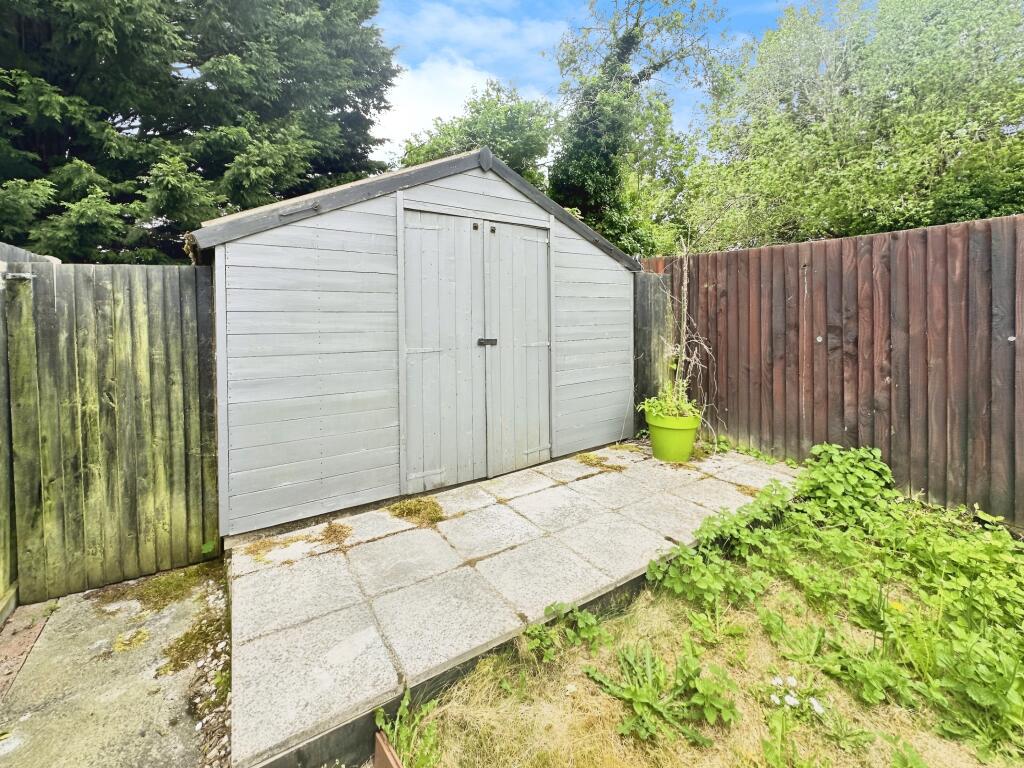 Large Storage Shed In Private Rear Garden