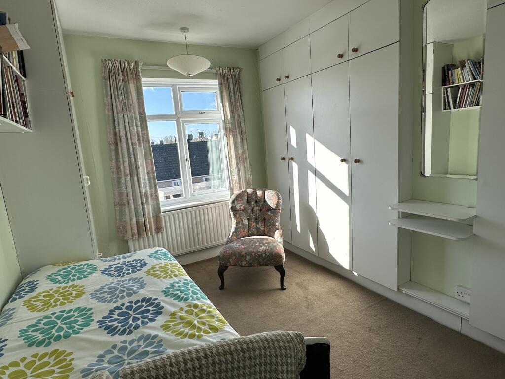 Bed 3.JPG