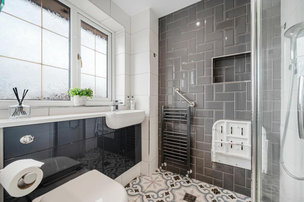 En-suite Bedroom One