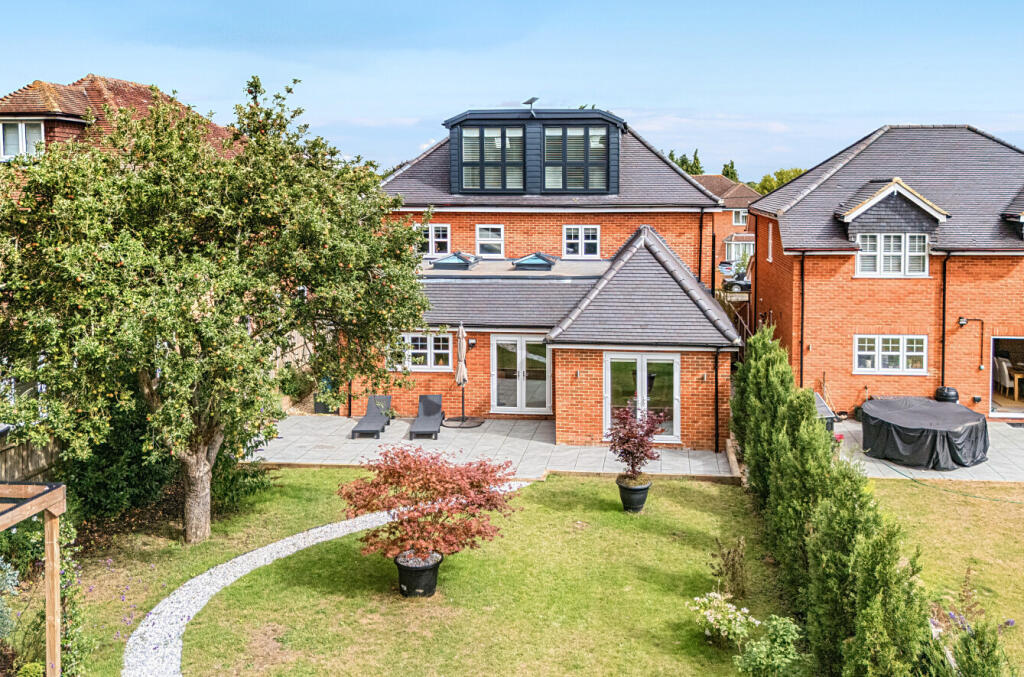 1327750-2-687fa6e...