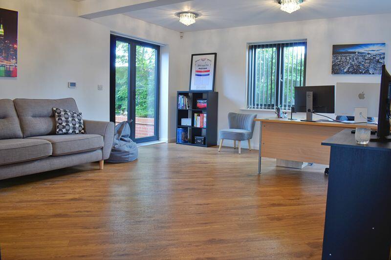 Annex Lounge
