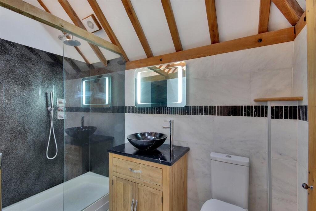 En Suite Shower Room