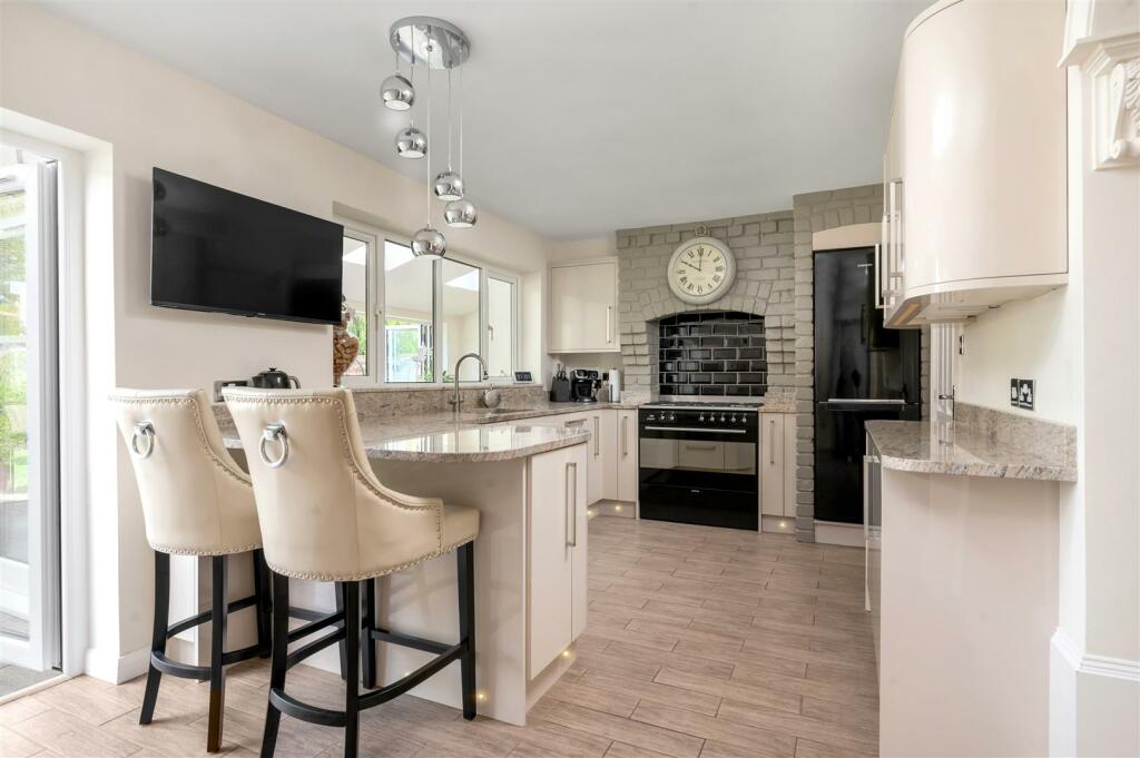 18 Melton Road Re edit PH-27.JPG
