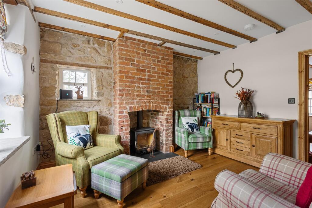 72 Westgate Pickering-06.jpg