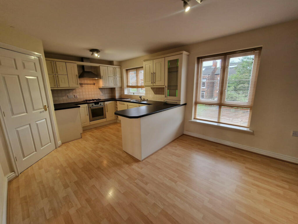 Open Plan Kitchen 